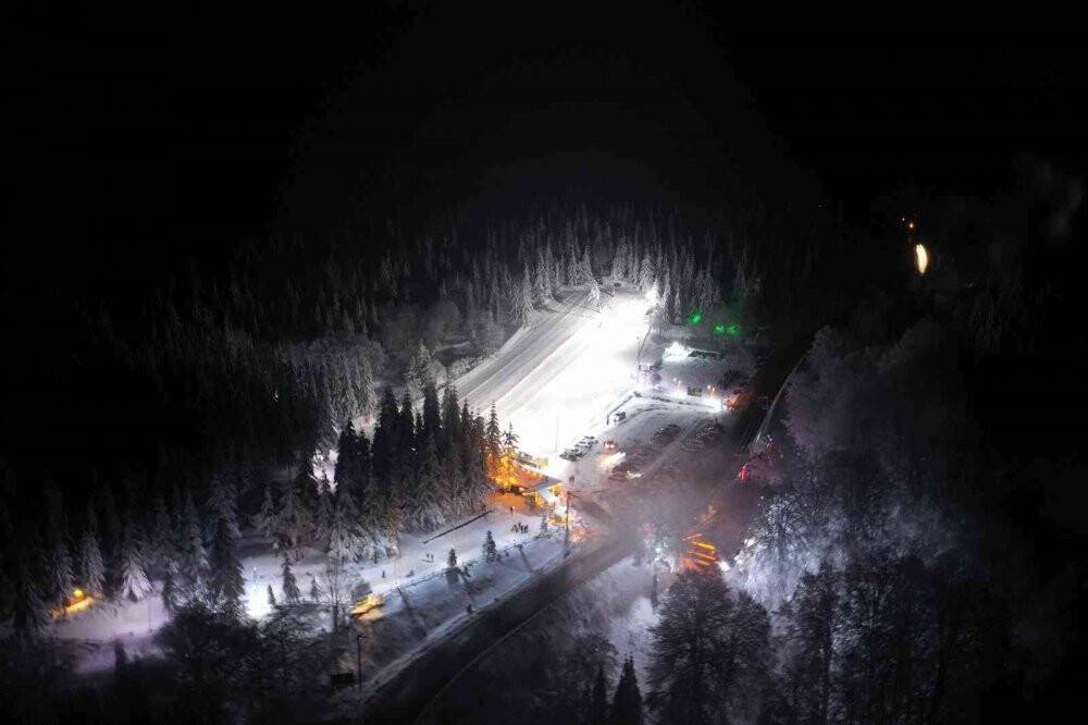 Kartepe’nin karlı akşam manzarası mest etti