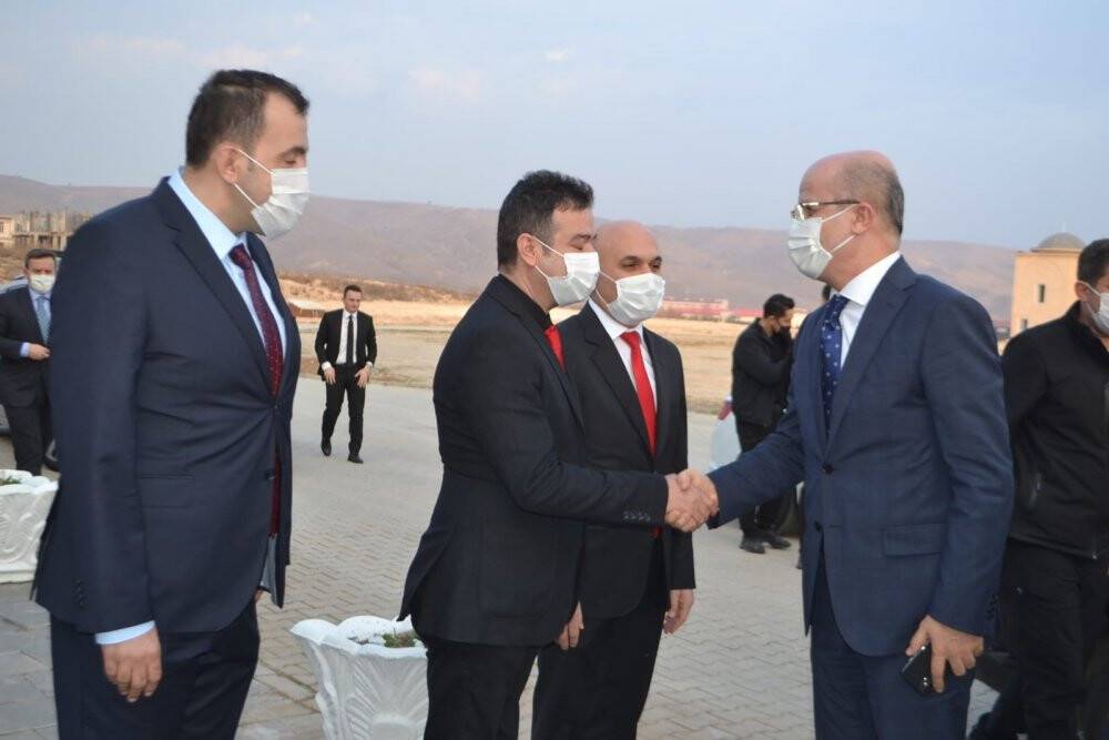 YÖK Başkanı Özvar, Batman Üniversitesi’nde şehit Şenay Aybüke Yalçın sınıfını açtı