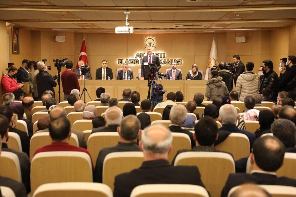 Adalet Bakanı Gül: “AK Parti milletle beraber yol yürüme siyasetinin adıdır”