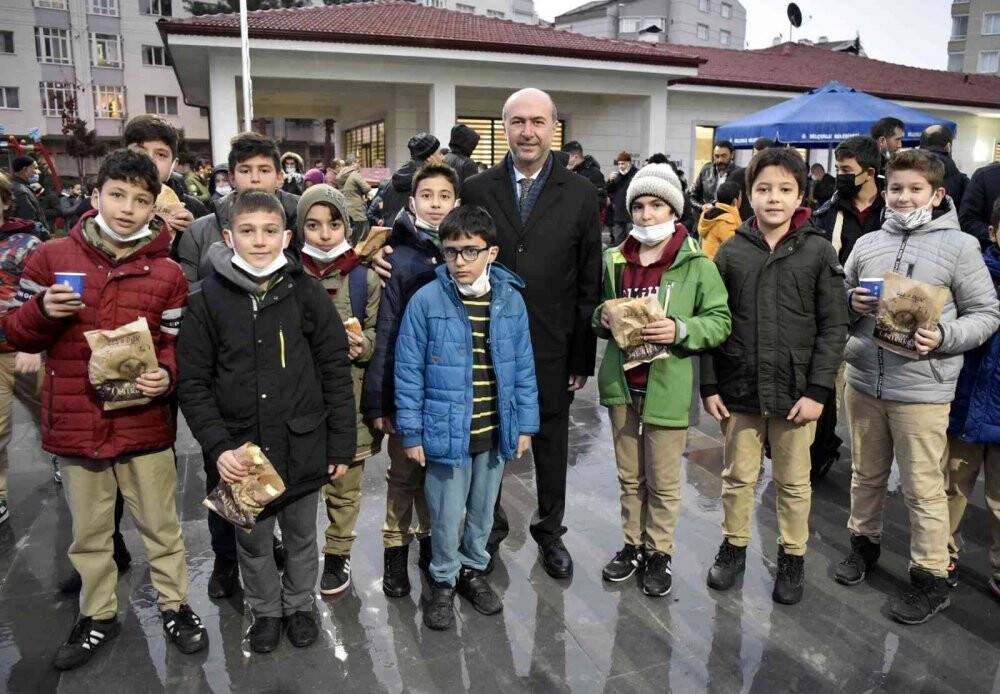 Hatice Hatun Külliyesi’nde Sabah namazı coşkusu