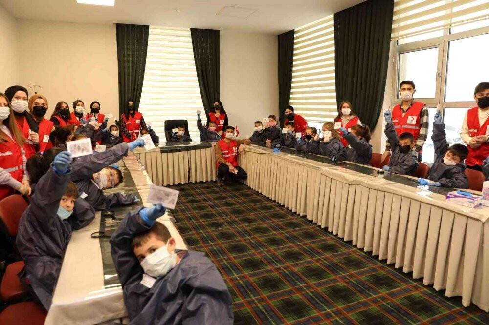 3 gün boyunca hem eğlendiler, hem de bilimsel çalışmalara tanık oldular