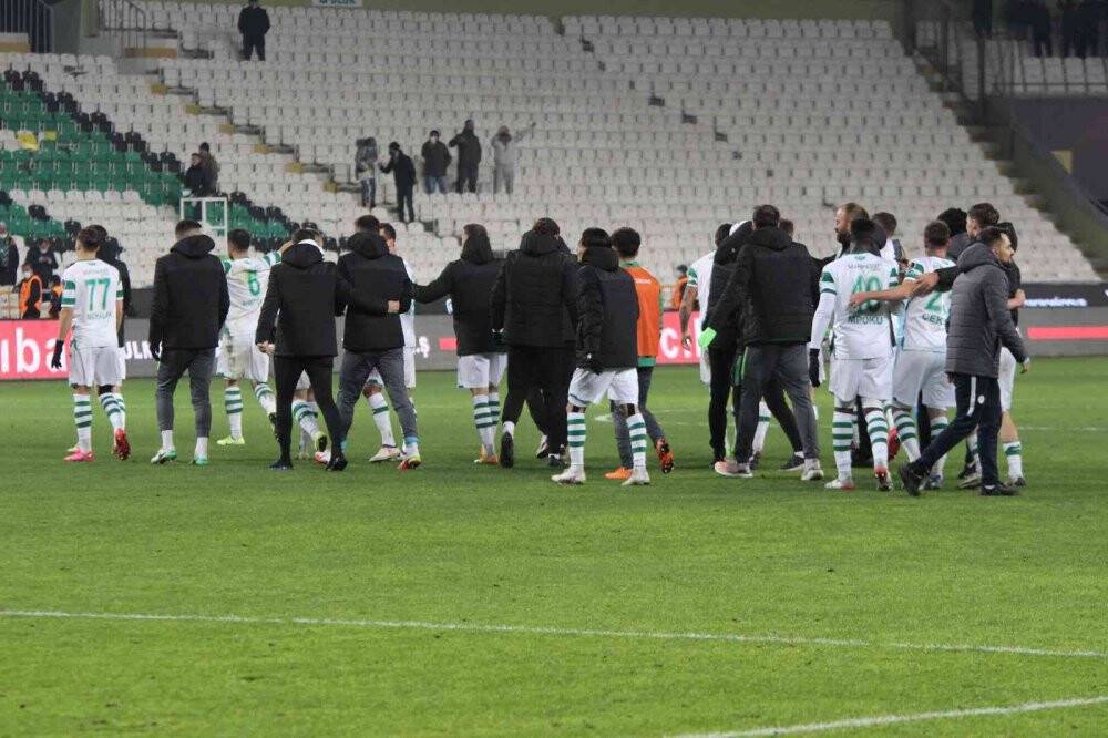 Endri "Çekiçi" 90+2'de indirdi