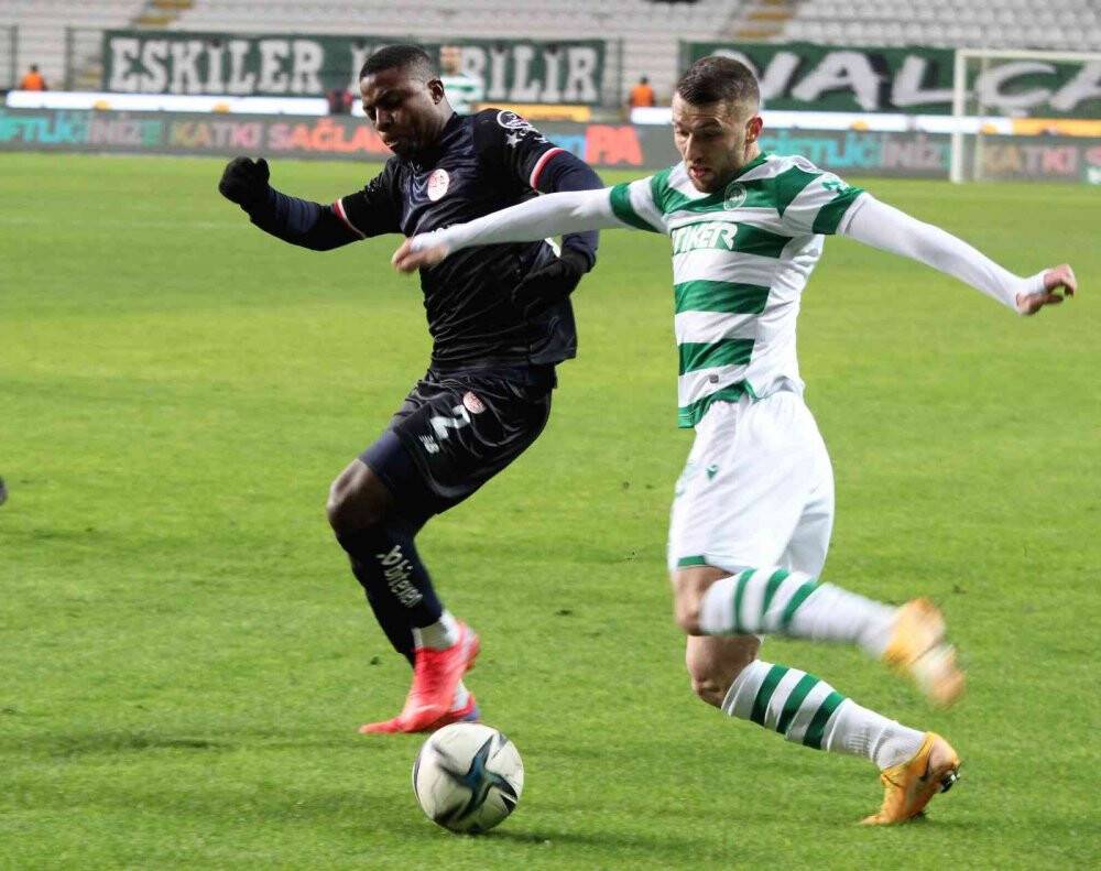 Endri "Çekiçi" 90+2'de indirdi