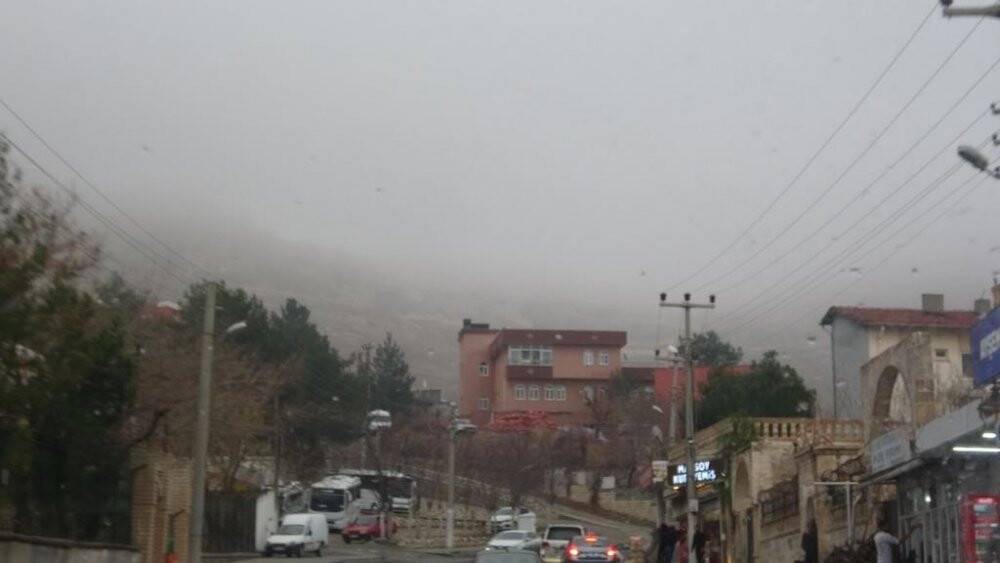 Mardin’de sis hayatı olumsuz etkiledi
