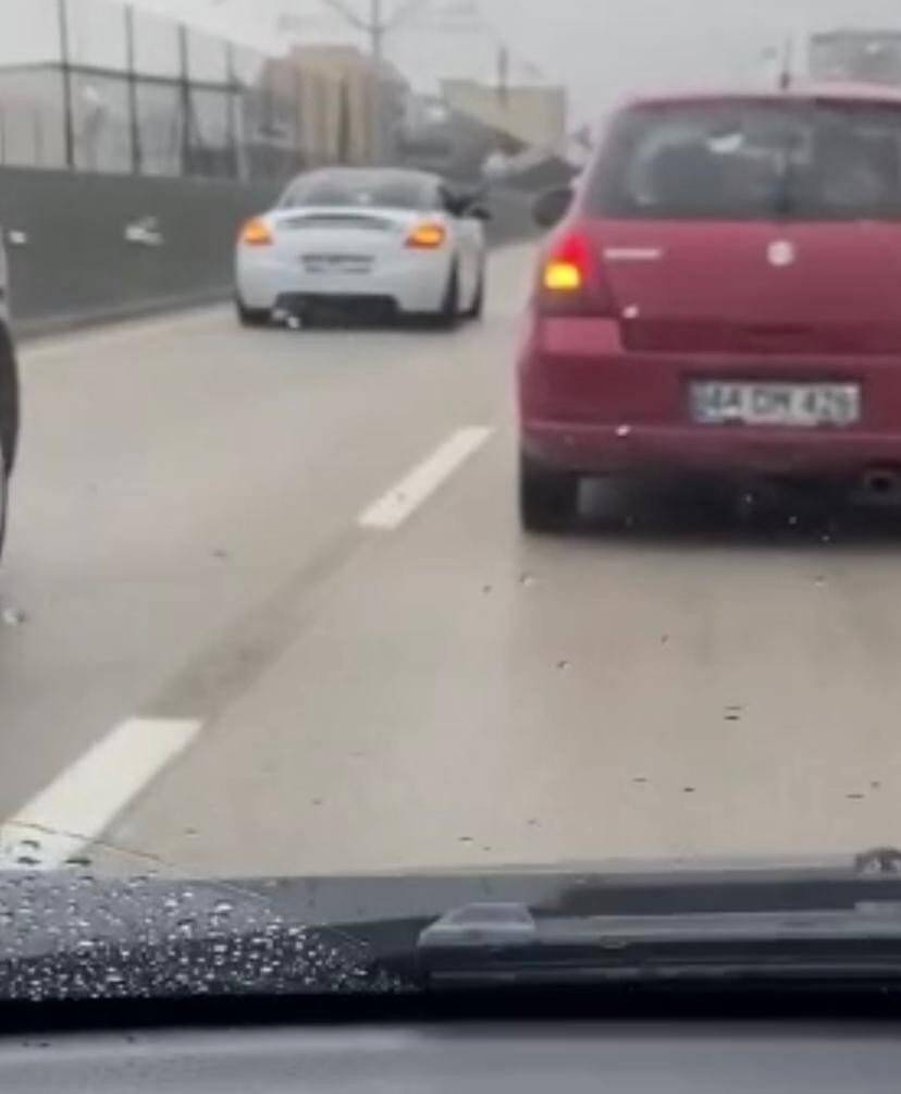 Bursa’da asker eğlencesi için trafiği böyle kapattılar