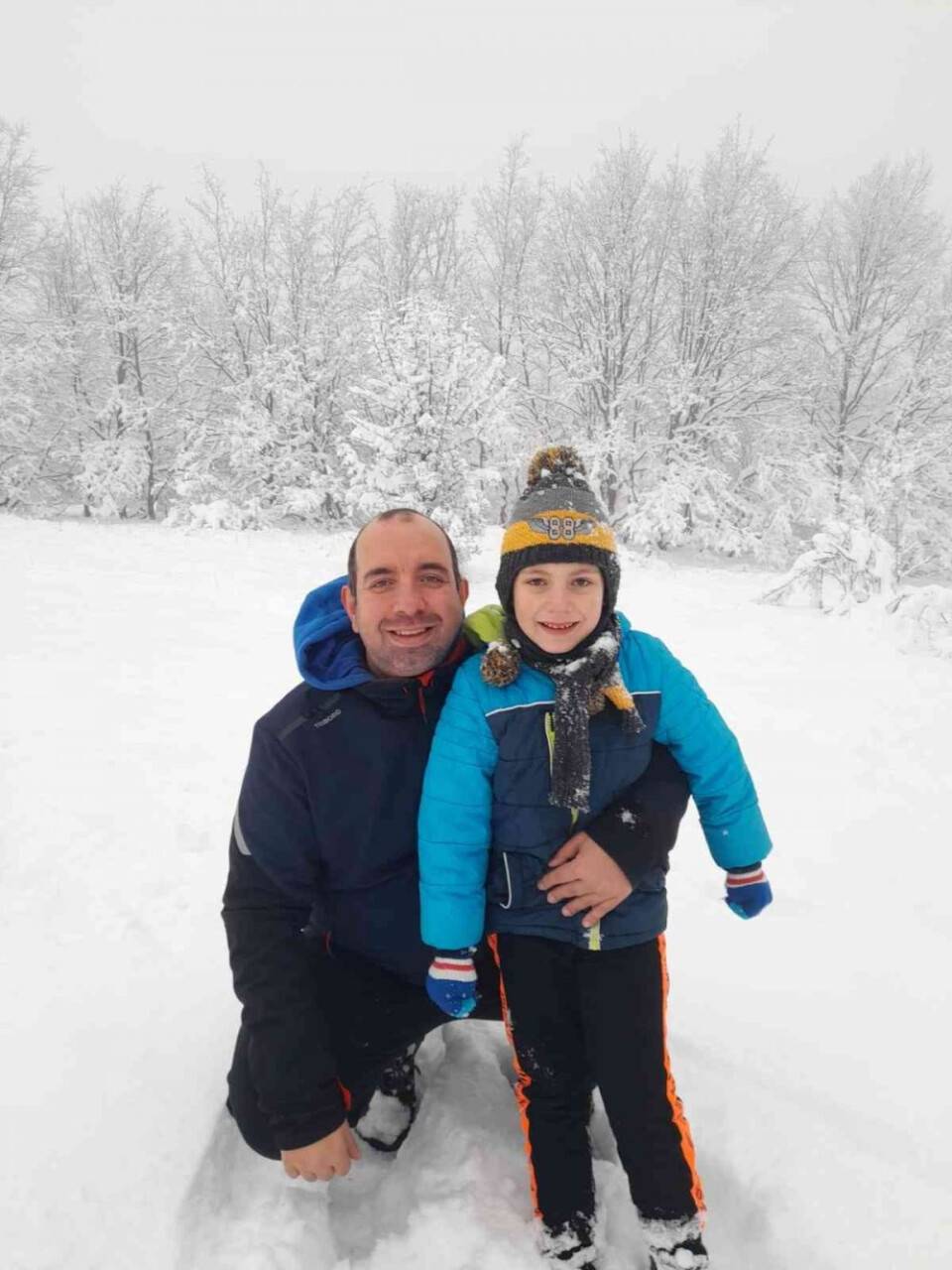 Kar yağışı çocukları mutlu etti