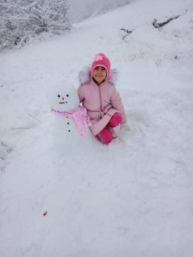 Kar yağışı çocukları mutlu etti