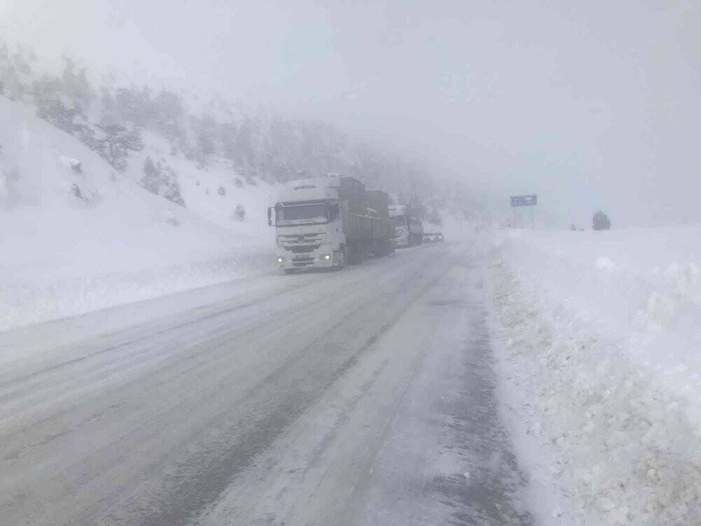 Konya-Antalya karayolunda ulaşım normale döndü
