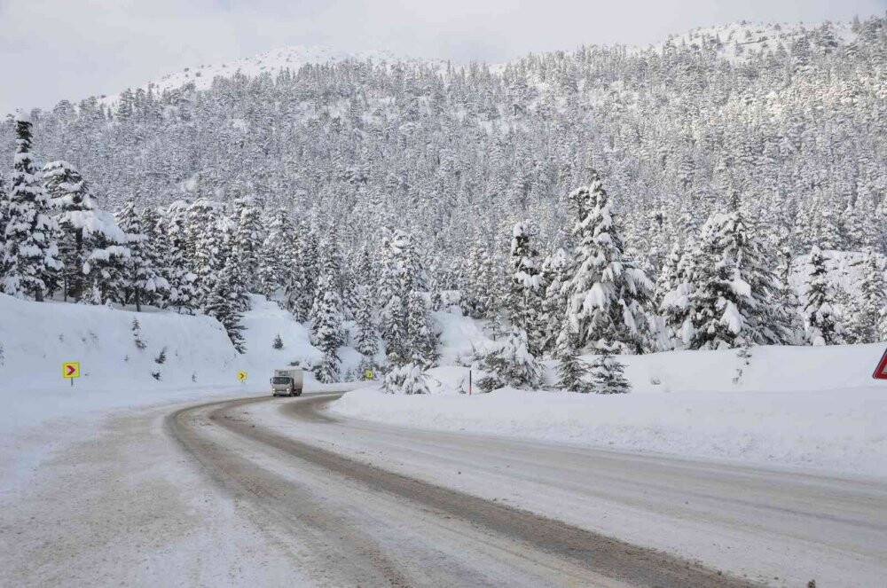 Konya-Antalya karayolunda ulaşım normale döndü