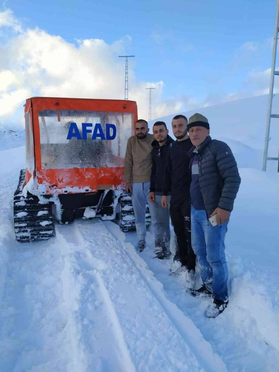 Konya’da yaylada mahsur kalan 3 kişiyi AFAD kurtardı