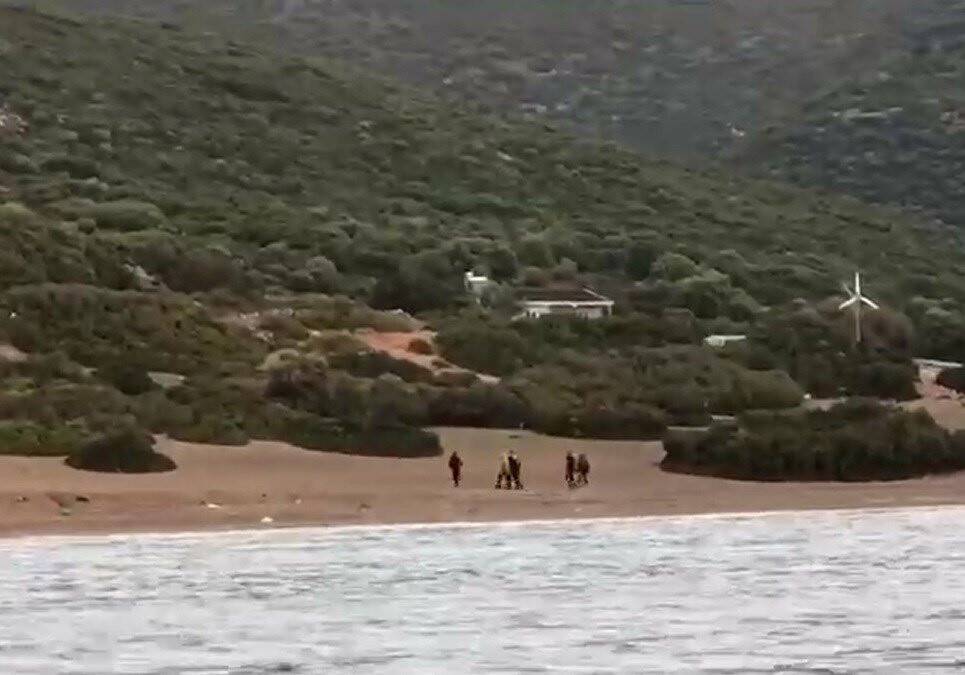 İzmir açıklarında 47 göçmen kurtarıldı