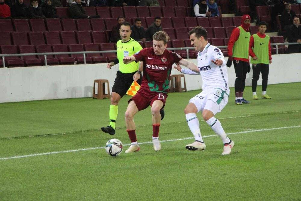 Konyaspor'da büyük yürüyüş sürüyor