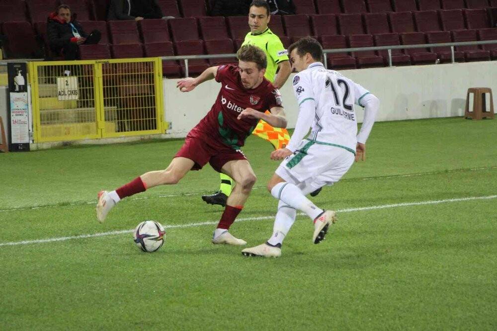 Konyaspor'da büyük yürüyüş sürüyor