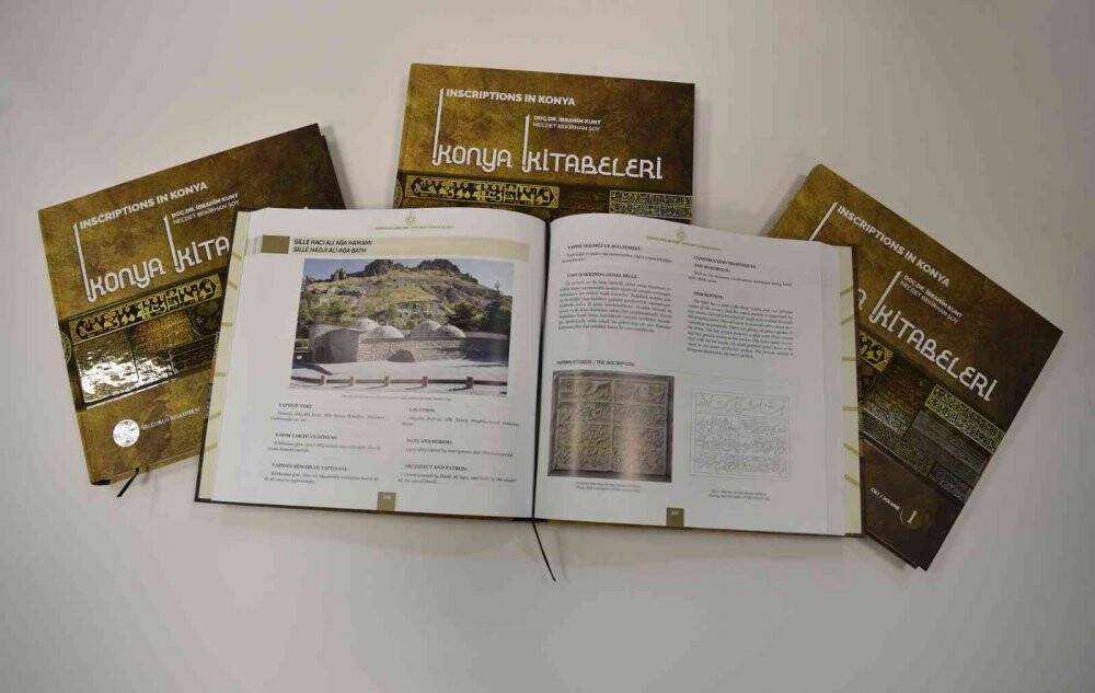 Selçuklu Belediyesinden 'Konya Kitabeleri' isimli 2 ciltlik eser