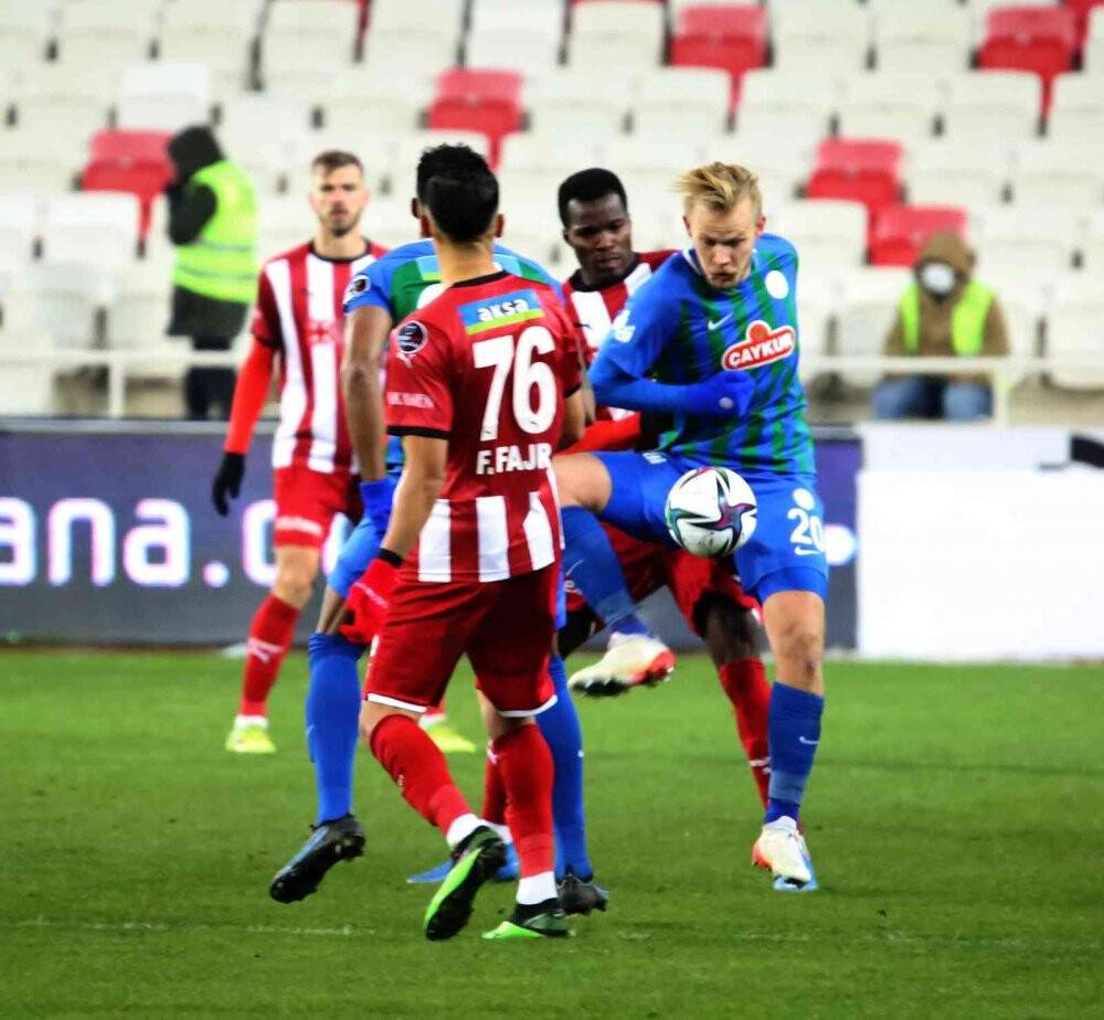 Spor Toto Süper Lig: DG Sivasspor: 1 - Çaykur Rizespor: 1 (Maç sonucu)