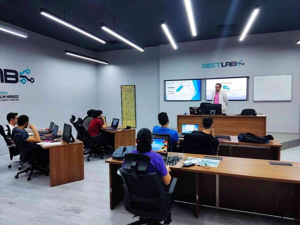 Kapsül Teknoloji Platformu 2022 TEKNOFEST ve Girişimcilik Programı başvuruları başladı