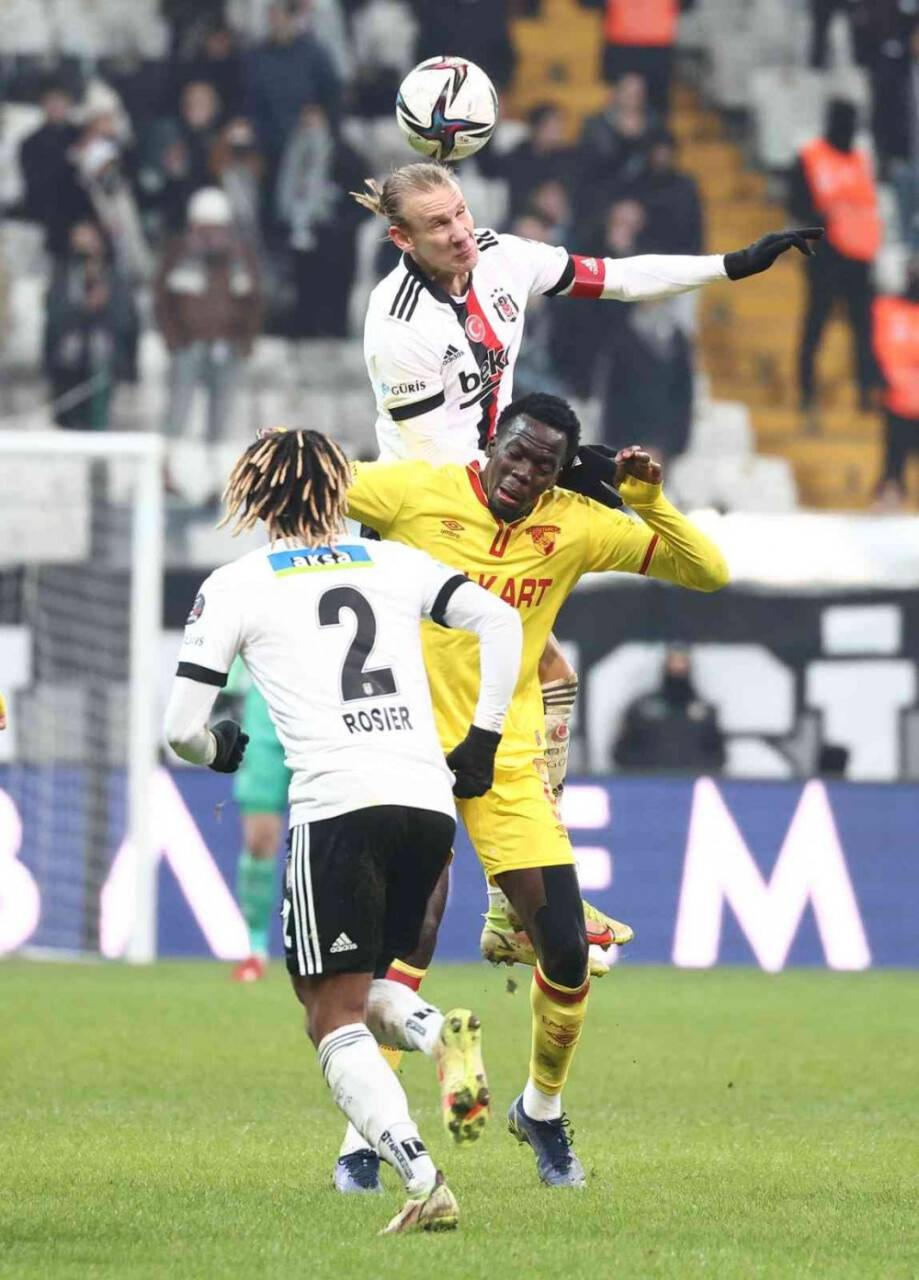 Spor Toto Süper Lig: Beşiktaş: 2 - Göztepe: 1 (Maç sonucu)