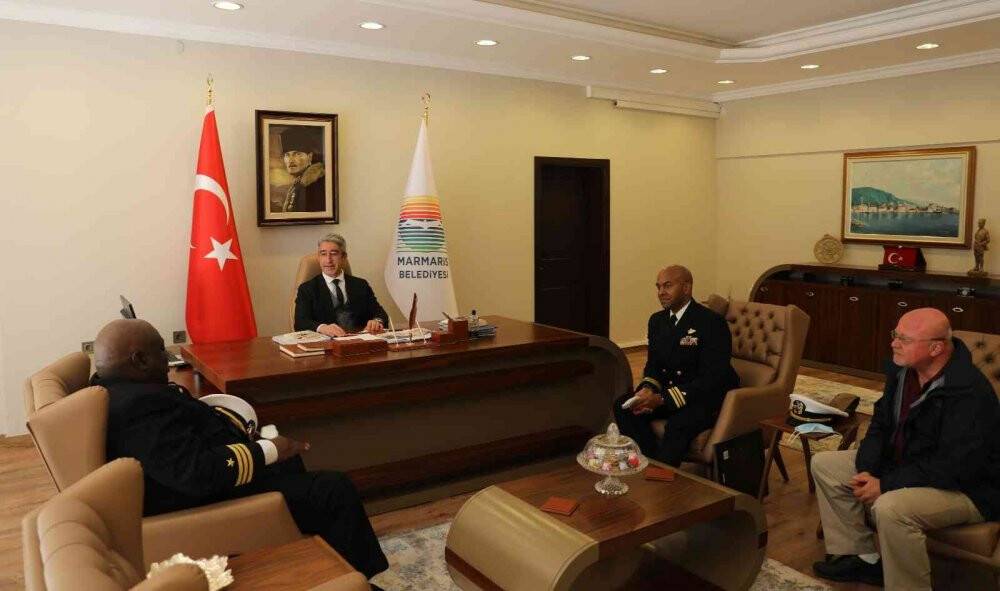 ABD’li komutan Başkan Oktay ile görüştü