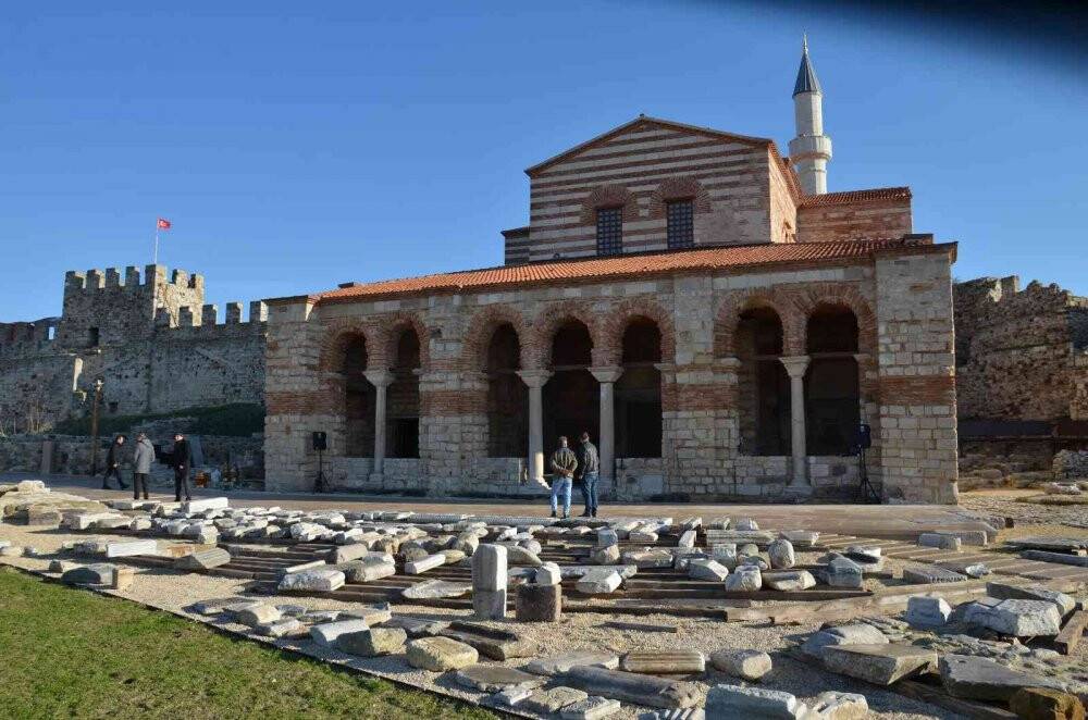 Edirne’nin “Enez Ayasofyası” 56 yıl sonra ibadete açıldı