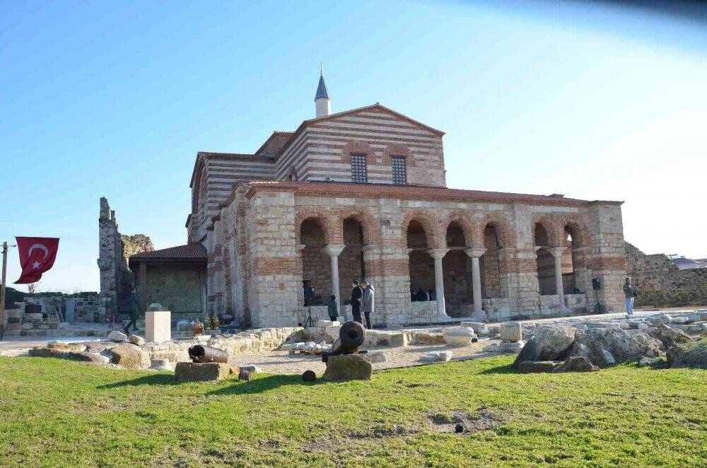 Edirne’nin “Enez Ayasofyası” 56 yıl sonra ibadete açıldı