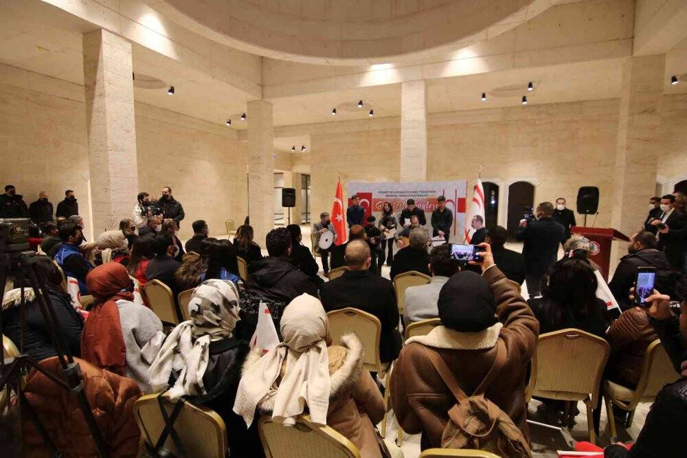 KKTC Cumhurbaşkanı Tatar, Ahi Evran Külliyesi’nde gençlerle bir araya geldi