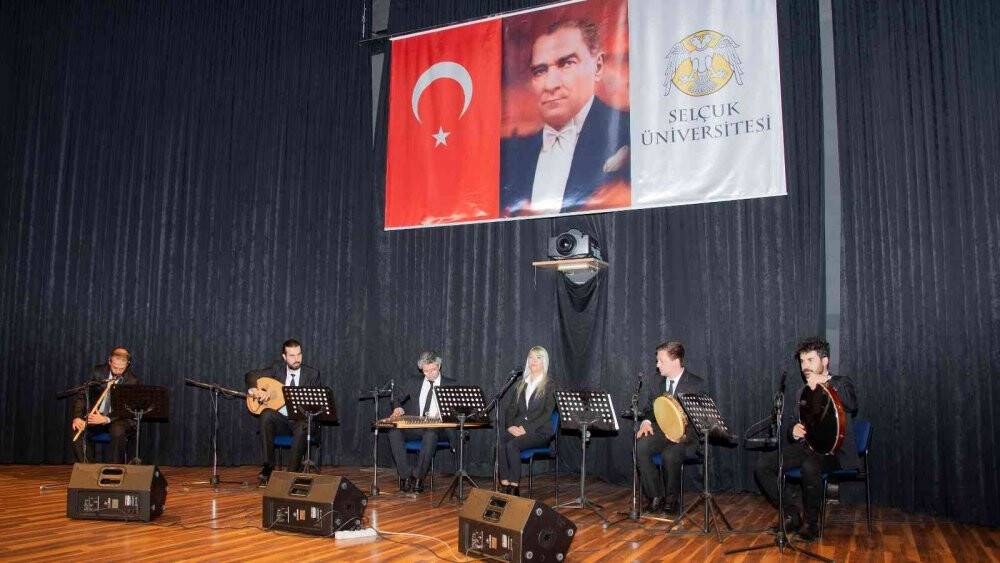 SÜ’de İrfan Çağı Sempozyumu düzenlendi