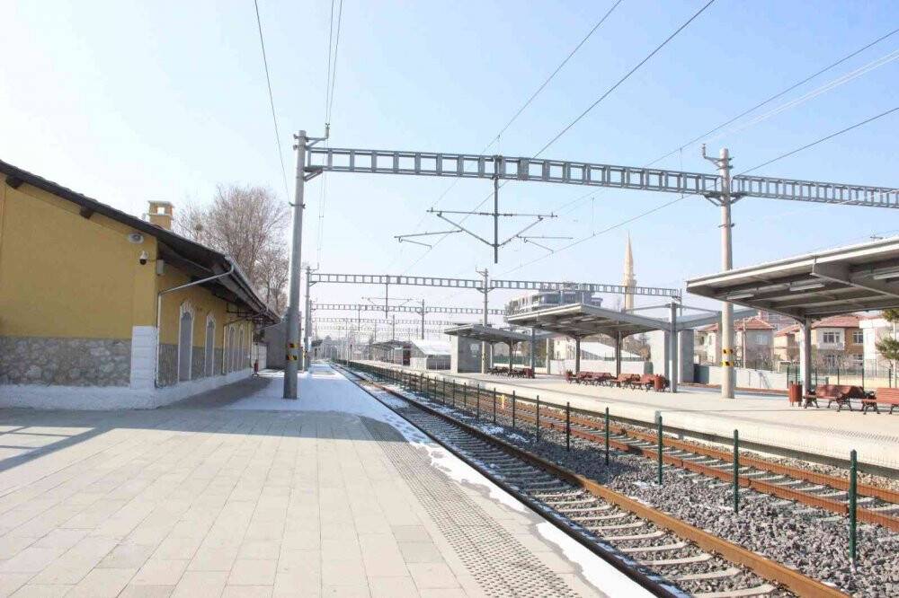 Açılış için gün sayıyor! Konya-Karaman arası 35 dakika inecek