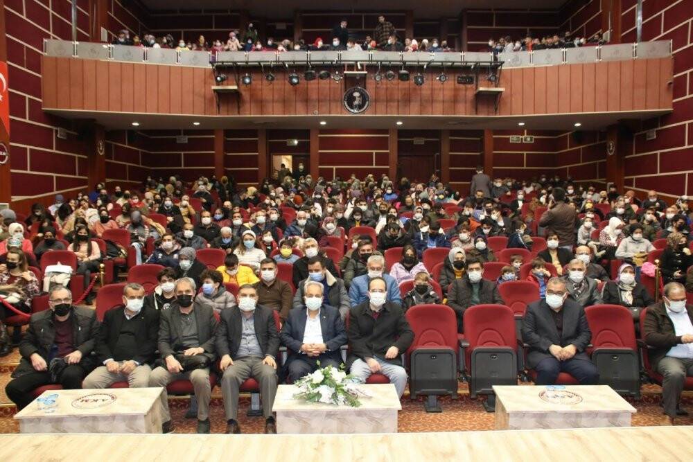 Akşehir’de Milli Şair Mehmet Akif Ersoy tiyatro oyunu