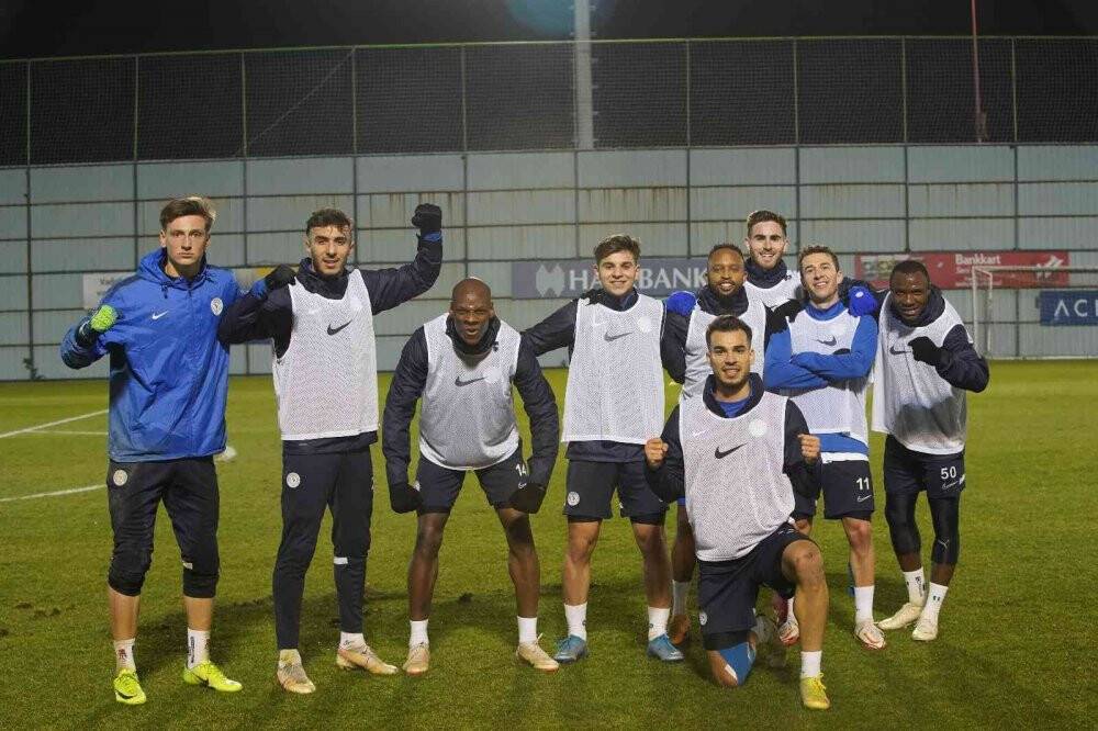 Çaykur Rizespor, ikinci yarı hazırlıklarını sürdürdü