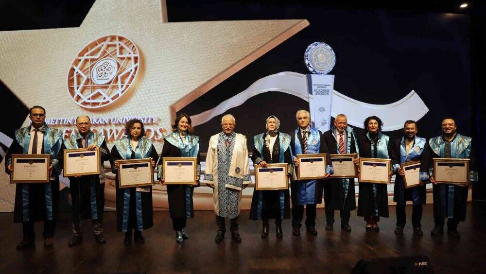 Necmettin Erbakan Üniversitesi 'Akademi Ödülleri' sahiplerini buldu