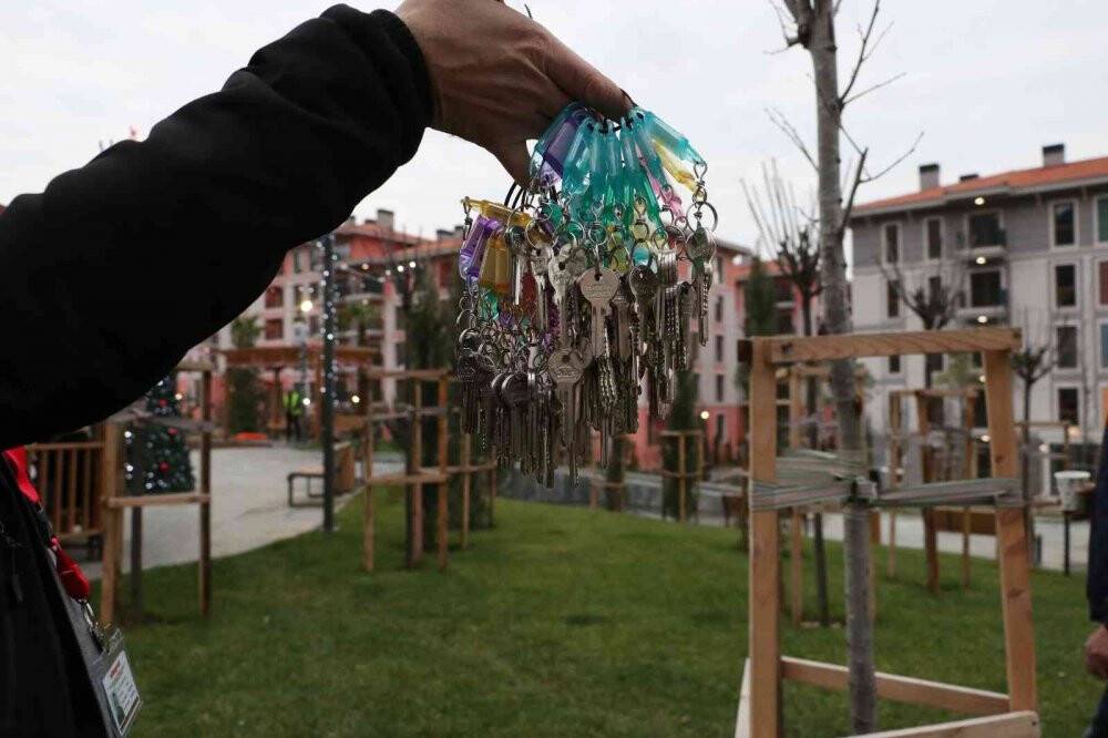 Türkiye’nin Arnavutluk’a söz verdiği 522 konut sahiplerine teslim edildi