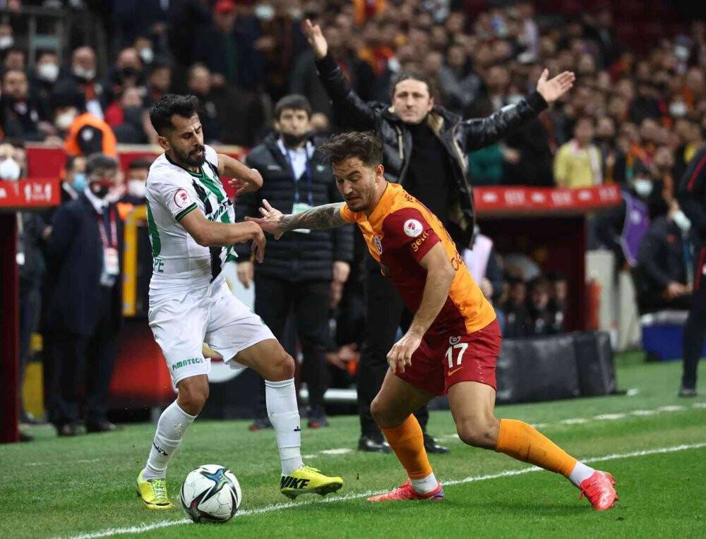 Denizlispor, İstanbul’da tarih yazarak tur atladı