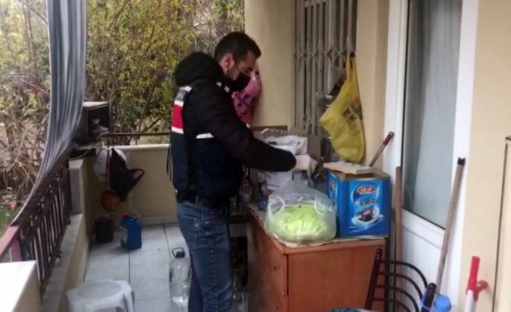 Evde alkol üretimine suçüstü