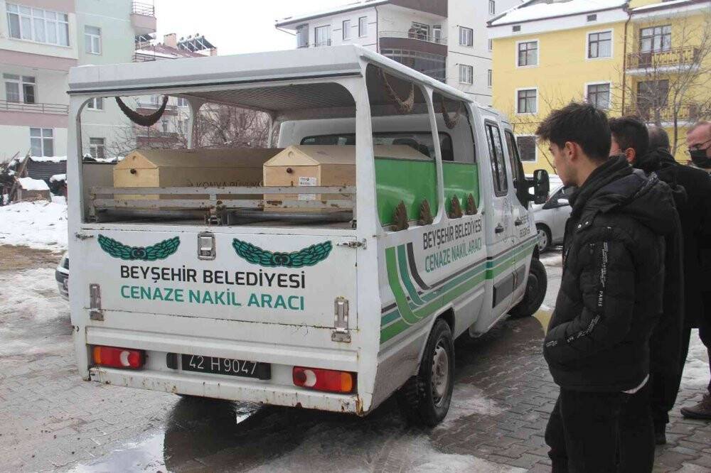 Konya’da felsefe öğretmeni evinde ölü bulundu