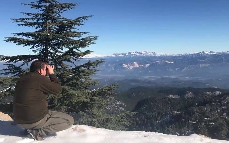 Yaban hayvanlarının yaşam alanlarına yem bırakıldı