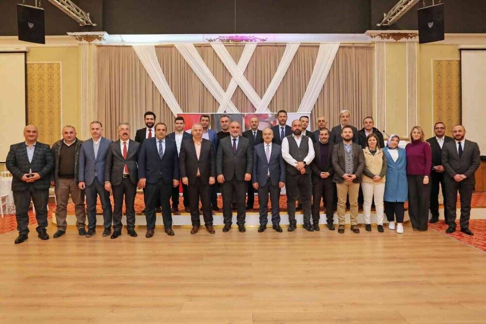 Canik’te birim müdürleri ödüllendirildi