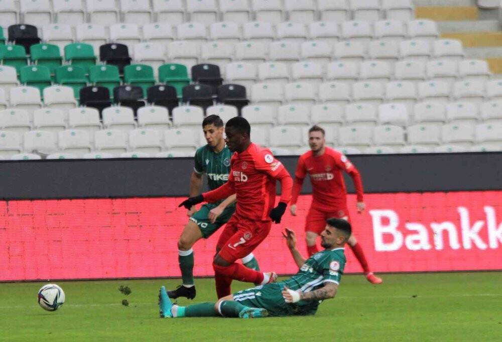 Ziraat Türkiye Kupası: Konyaspor: 0 - Ümraniyespor: 0 (İlk yarı)