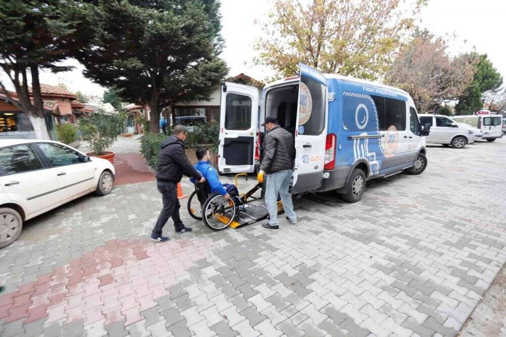 Engelsiz taksi engelleri kaldırdı