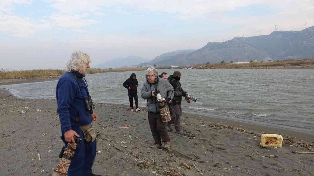 Herkes fotoğrafını çekmek için koştu