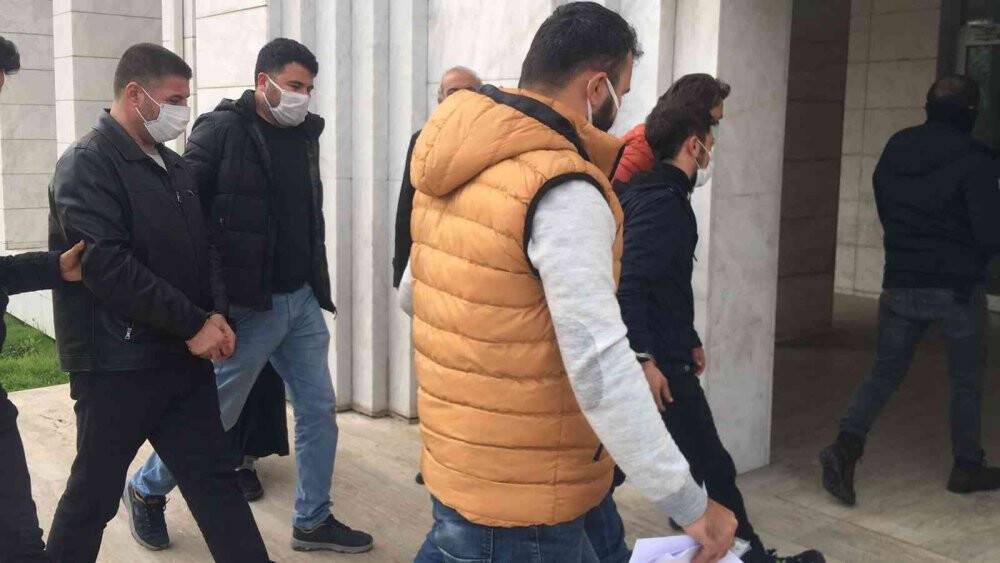 Kiralık araçla gelip başka aracı çaldılar