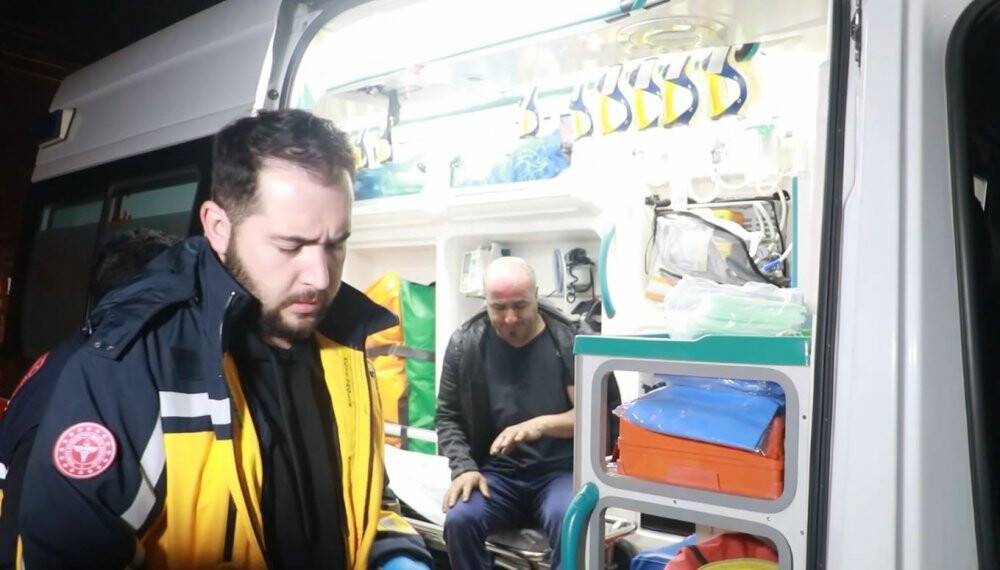 Alev topuna dönen gecekonduda can pazarı