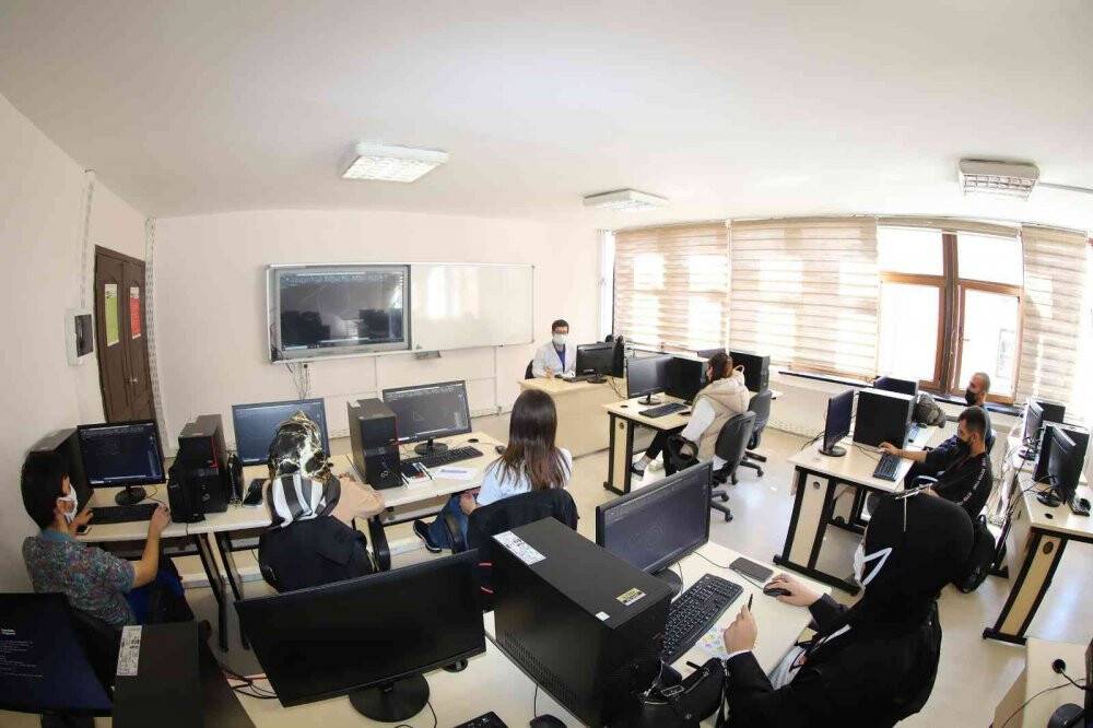 Başkan Altay: KOMEK ile üretime ve istihdama katkı sağlıyoruz