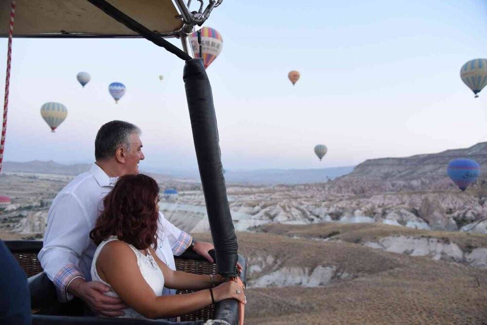Bir yılda 389 bin kişi balonla Kapadokya’yı izledi