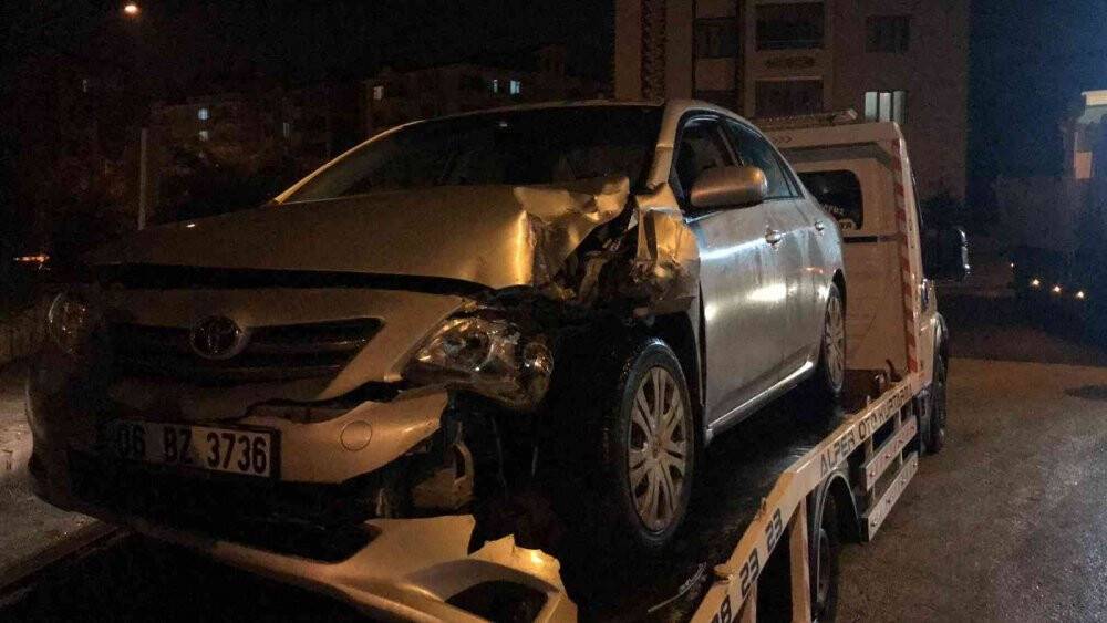 Elazığ’da buzlanma kazaları da beraberinde getirdi: 9 yaralı