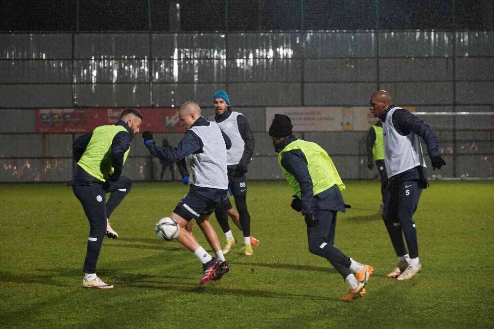 Çaykur Rizespor, Beşiktaş maçına hazırlanıyor