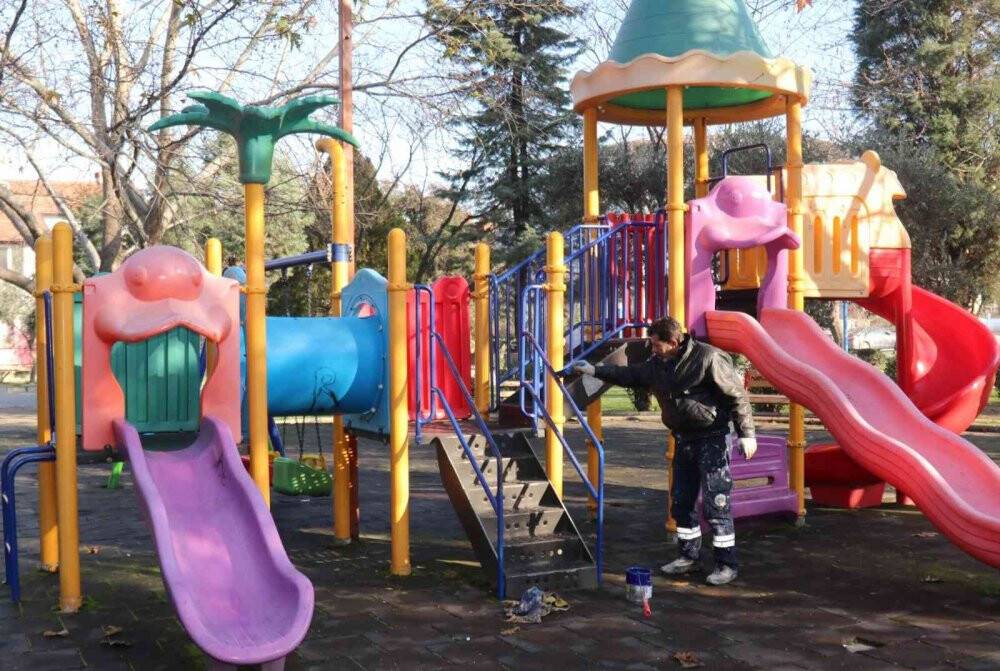 Gıda Çarşısı’nın yolları adım adım yenileniyor