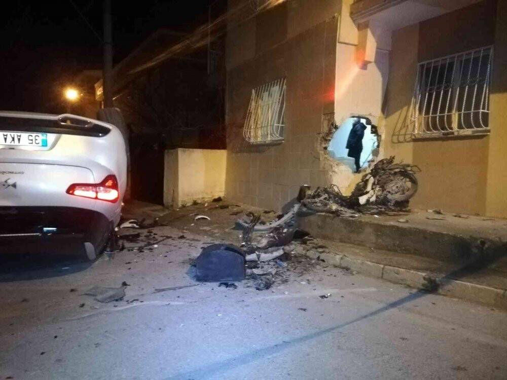İzmir’de film sahnelerini aratmayan kovalamaca! 1 ölü, 2 yaralı