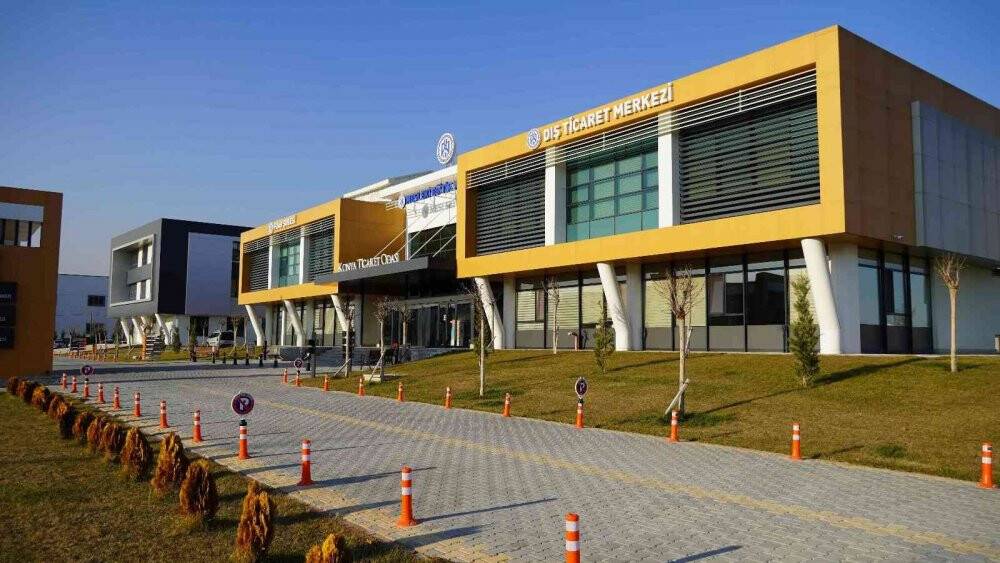 KTO Dış Ticaret Merkezi ihracatçı firmalara 175 ülkeden direk müşteri bilgisi sağlıyor