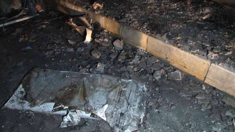 Oto tamircisinde LPG’li araç patladı, iş yeri alevler içinde kaldı