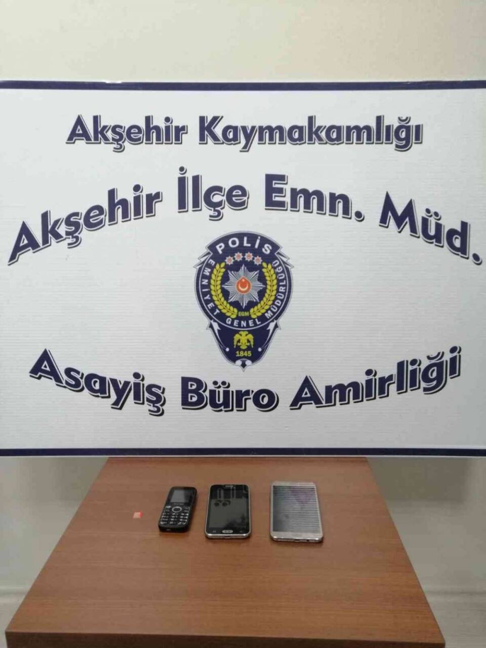 Balıkesir’de çaldığı telefonlarla Konya’da yakalandı